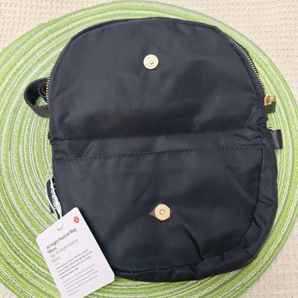 Lululemon - All Night Festival Bag - Micro 2L - Black/Gold - Picture 3 of 7